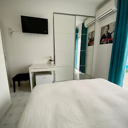 Capri Melody 4* Ανακάπρι